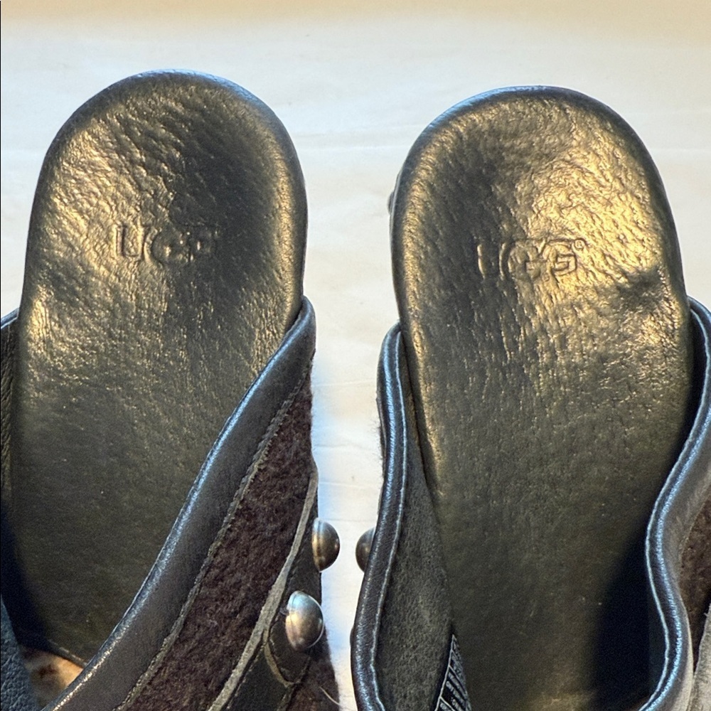 UGG Jolene Leather Platform Clogs with Wooden Heel Black Studded Women's 8 - Picture 5 of 12